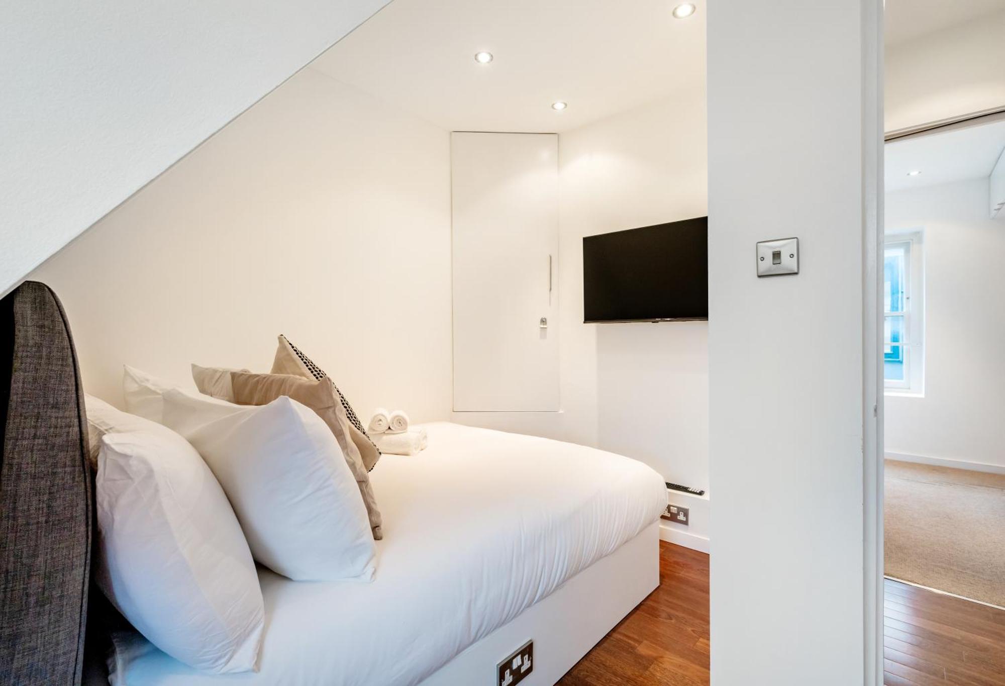 Huge & Central 3 Bedr, 4 Beds, Covent Gdn London Exterior photo